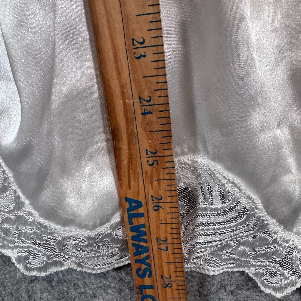 Vtg Cinema Etoile Lingerie White Lace Nightgown Bridal Satin Slip Chemise Small